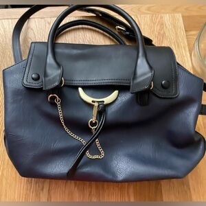 London Fog Black Leather Purse with Gold Accents